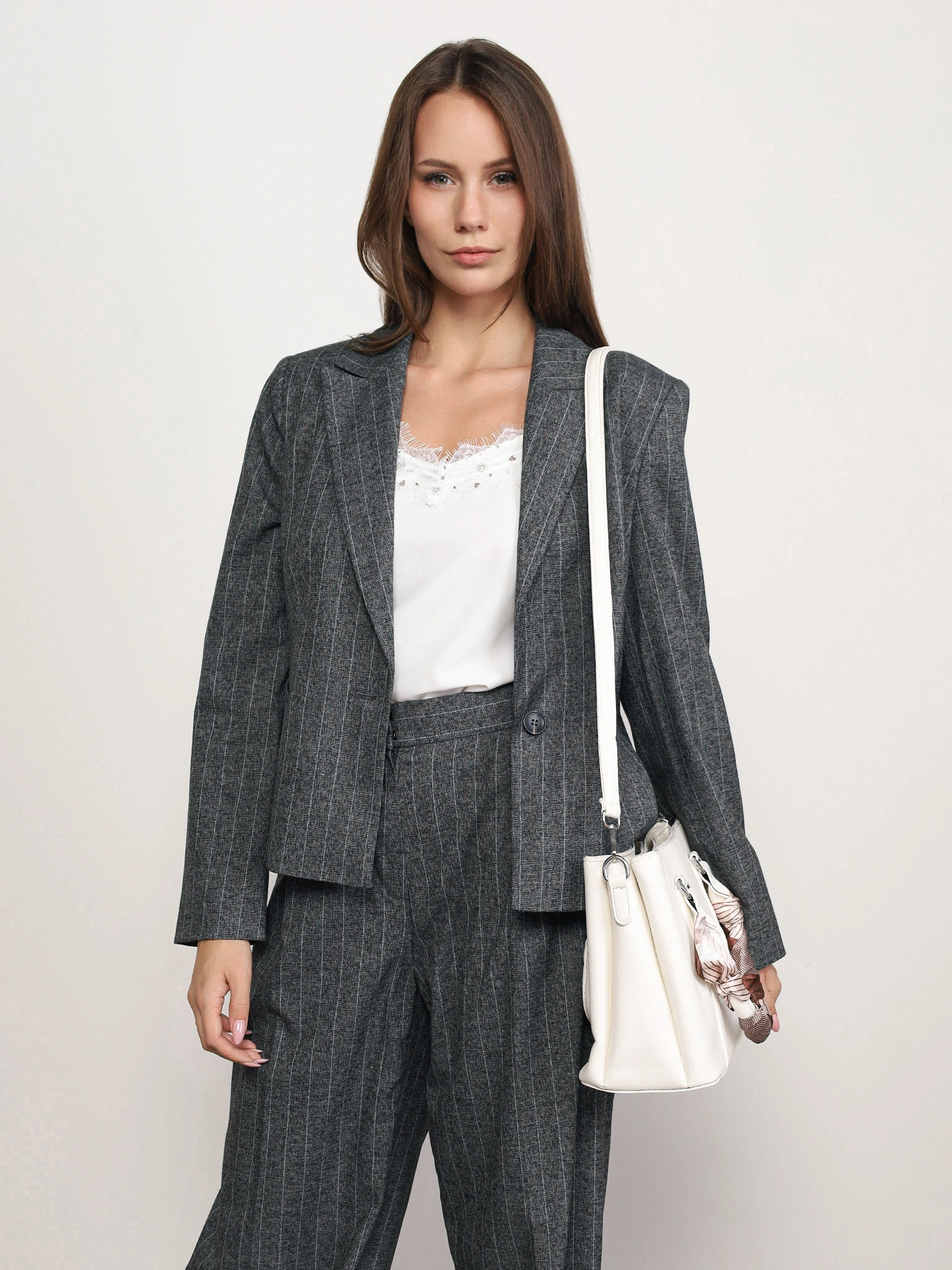 Сумка-тоут с декоративным платком в ассортименте